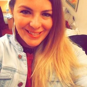 Meet your Posher, Eliza